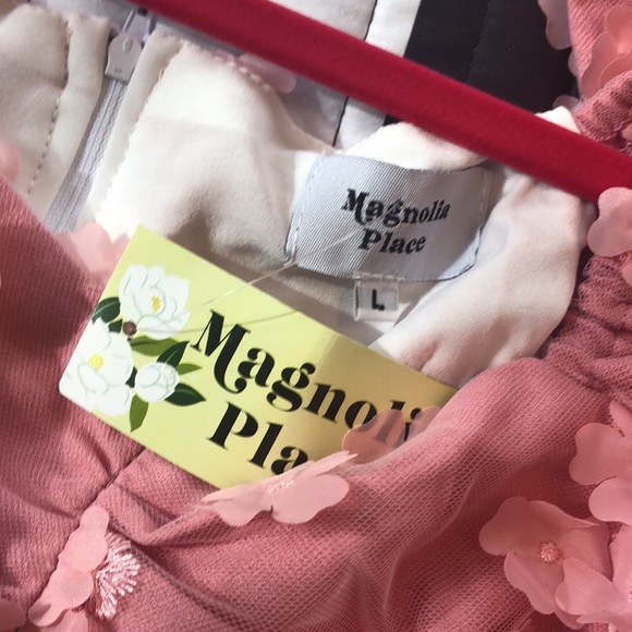NWT! Magnolia Place Floral Overlay Swing Dress - Picture 4 of 7